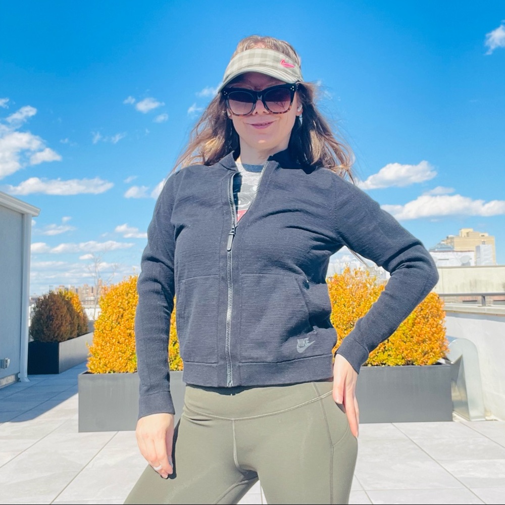 Nike Gender Neutral Zip Up Front Breathable Air Flow Jacket